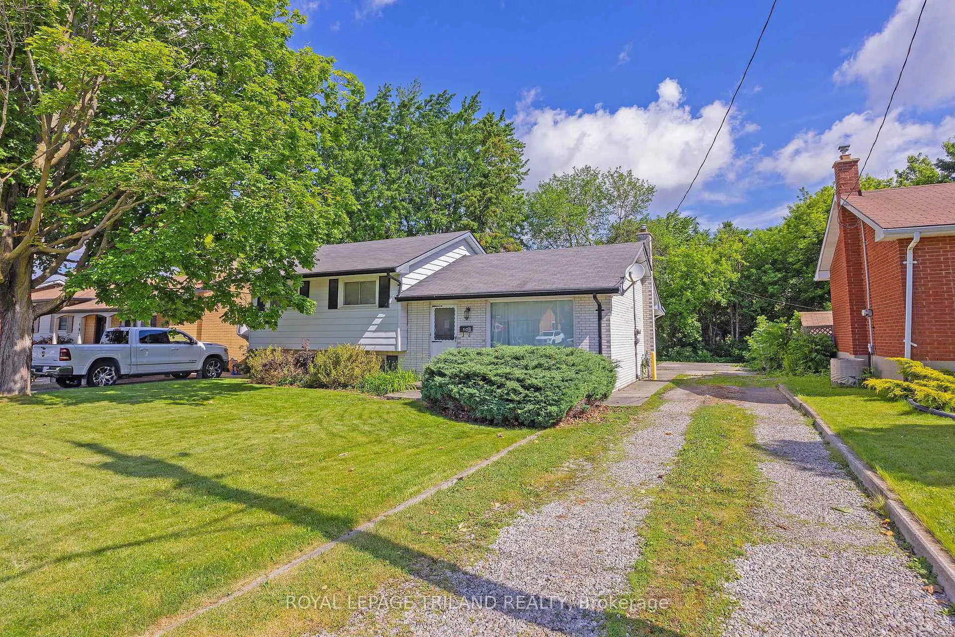 Photo 1 of 192 Myrtle Street, St. Thomas — HOMEH