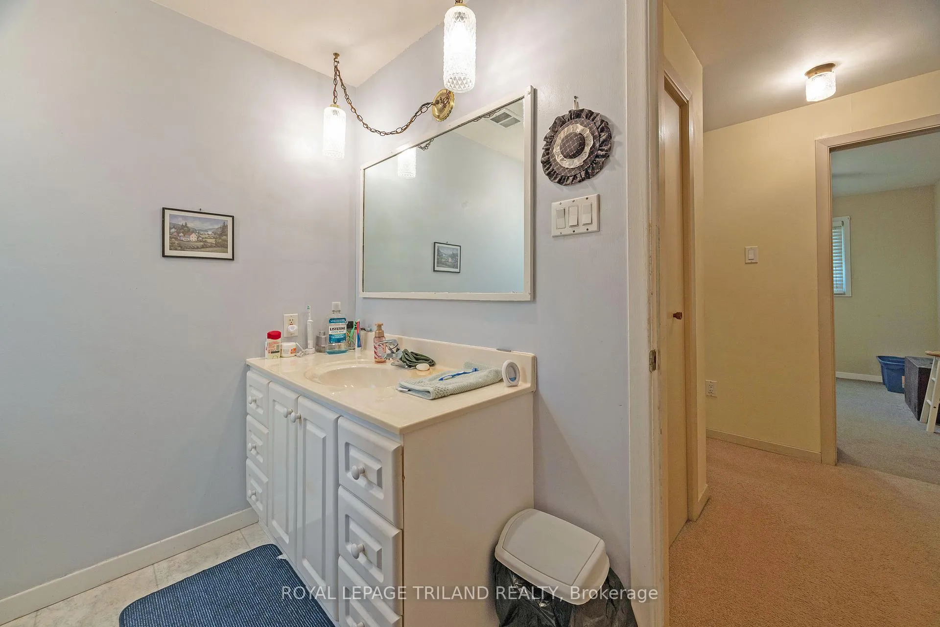 Photo 12 of 192 Myrtle Street, St. Thomas — HOMEH