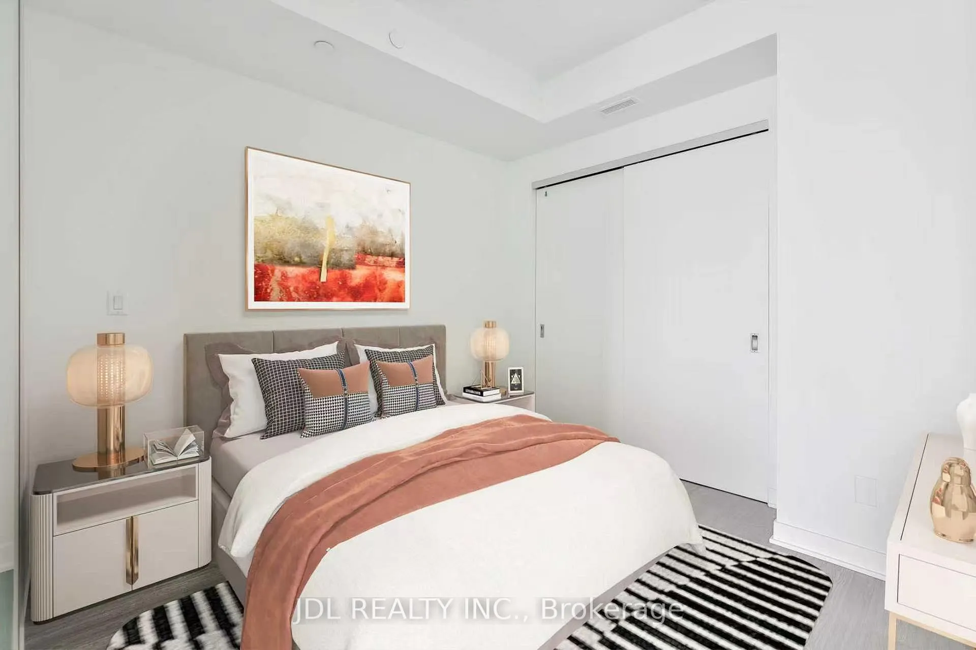 Photo 6 of Unit 313, 185 Alberta Avenue W, Toronto, Oakwood Village — HOMEH