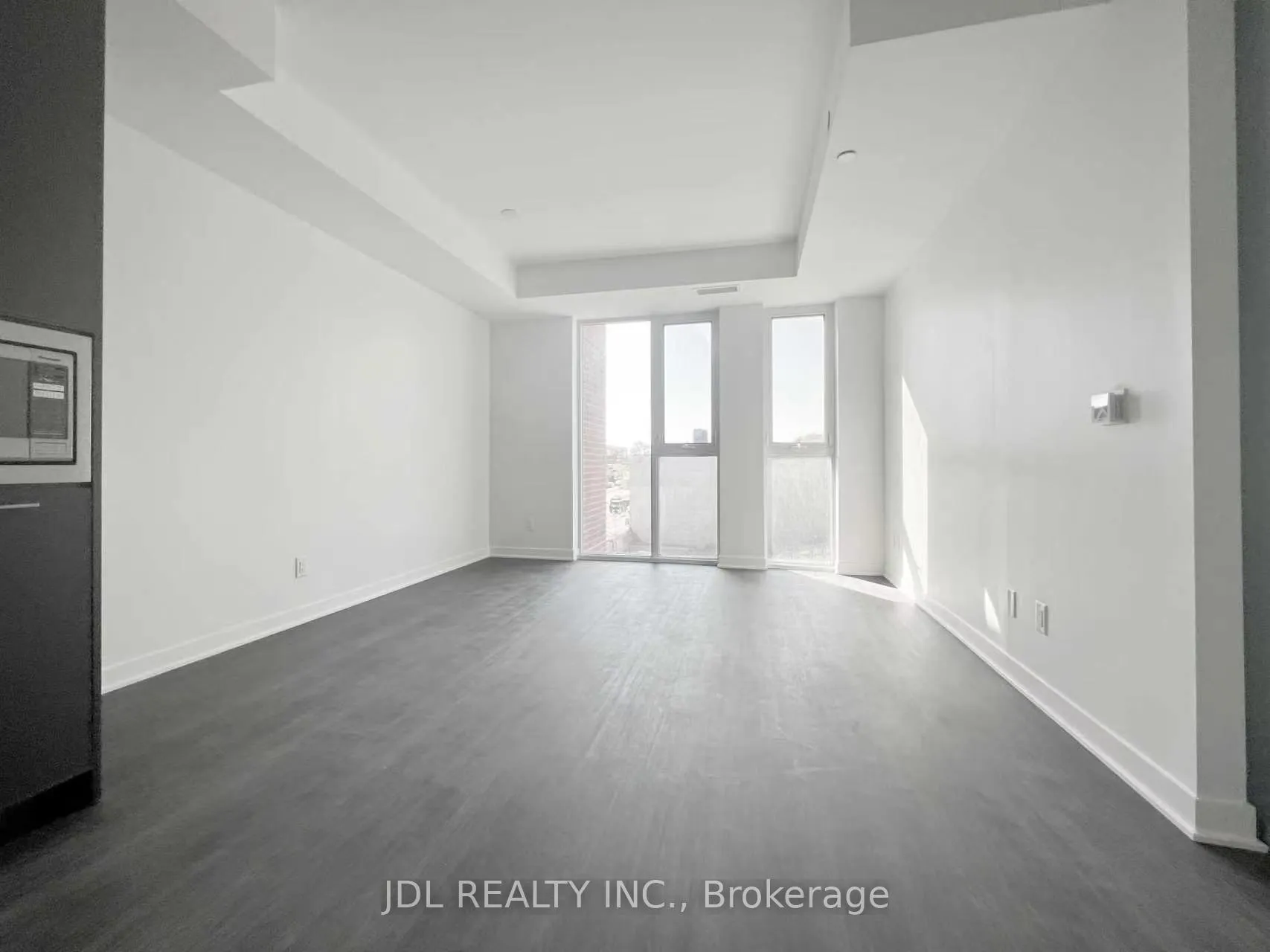 Photo 8 of Unit 313, 185 Alberta Avenue W, Toronto, Oakwood Village — HOMEH
