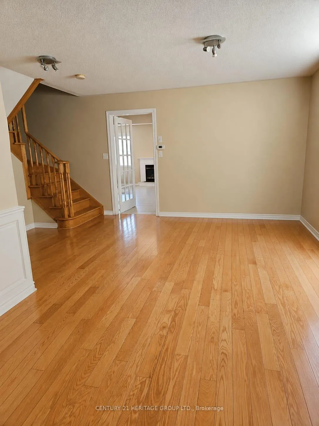 Photo 11 of 44 Starr Crescent, Aurora, Bayview Northeast — HOMEH