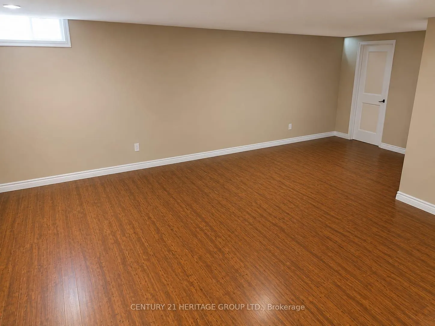 Photo 12 of 44 Starr Crescent, Aurora, Bayview Northeast — HOMEH