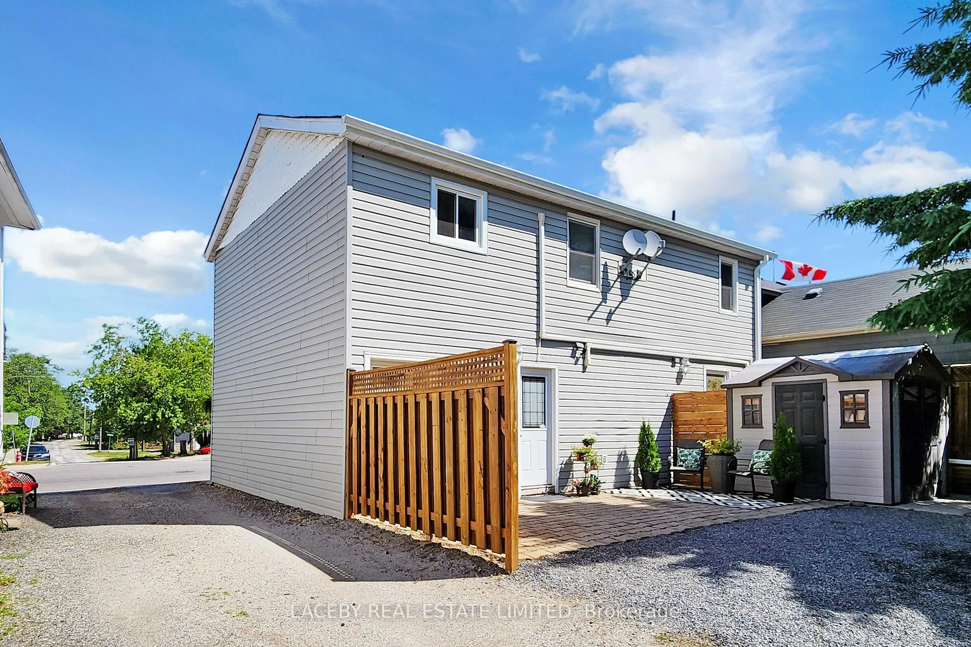 Photo 25 of 23 Queen Street, Innisfil, Cookstown — HOMEH