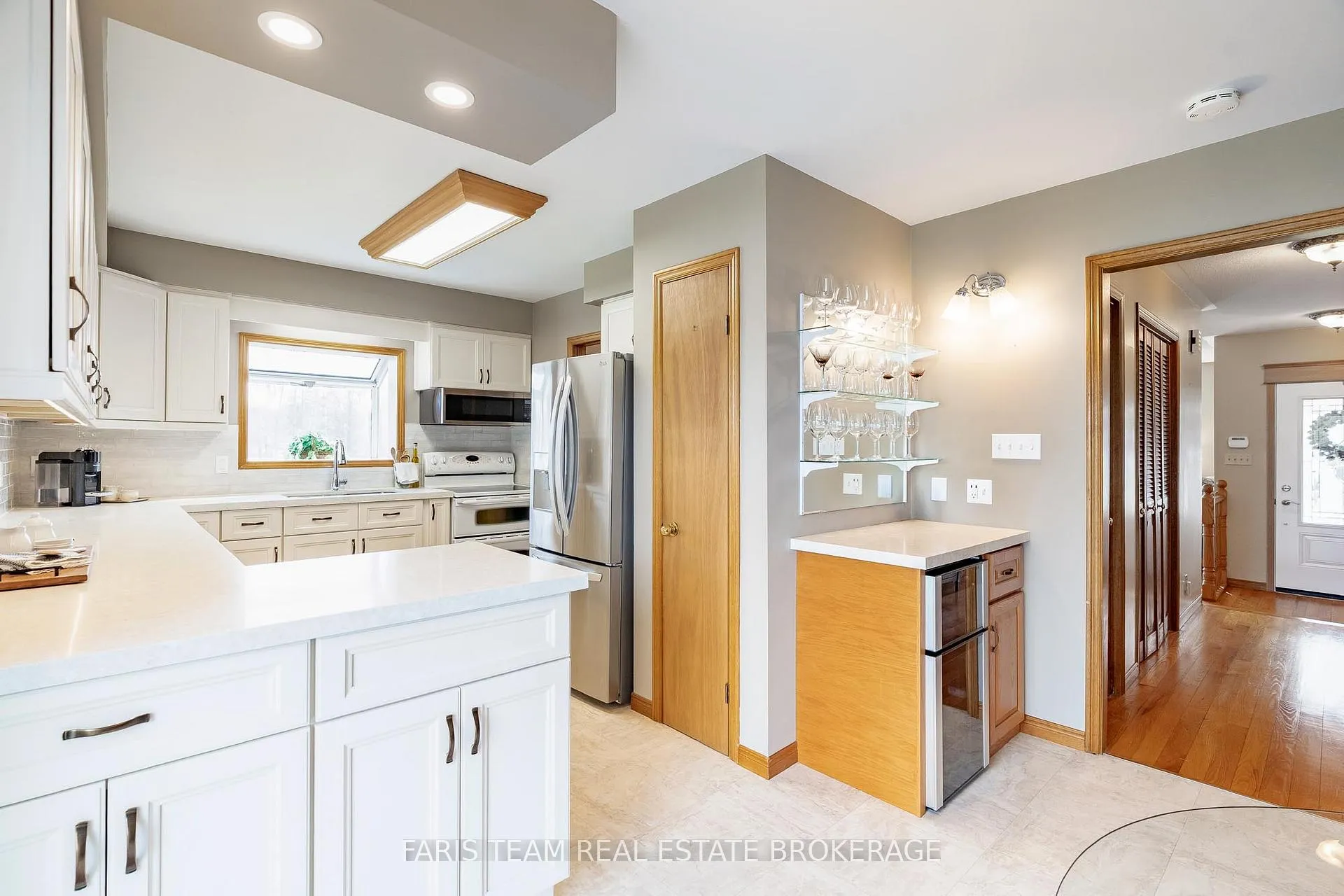 Photo 6 of 108 Sixth Street, Brock, Beaverton — HOMEH