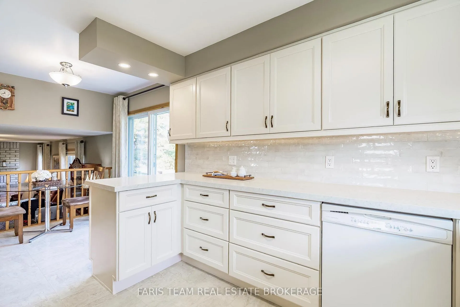 Photo 9 of 108 Sixth Street, Brock, Beaverton — HOMEH