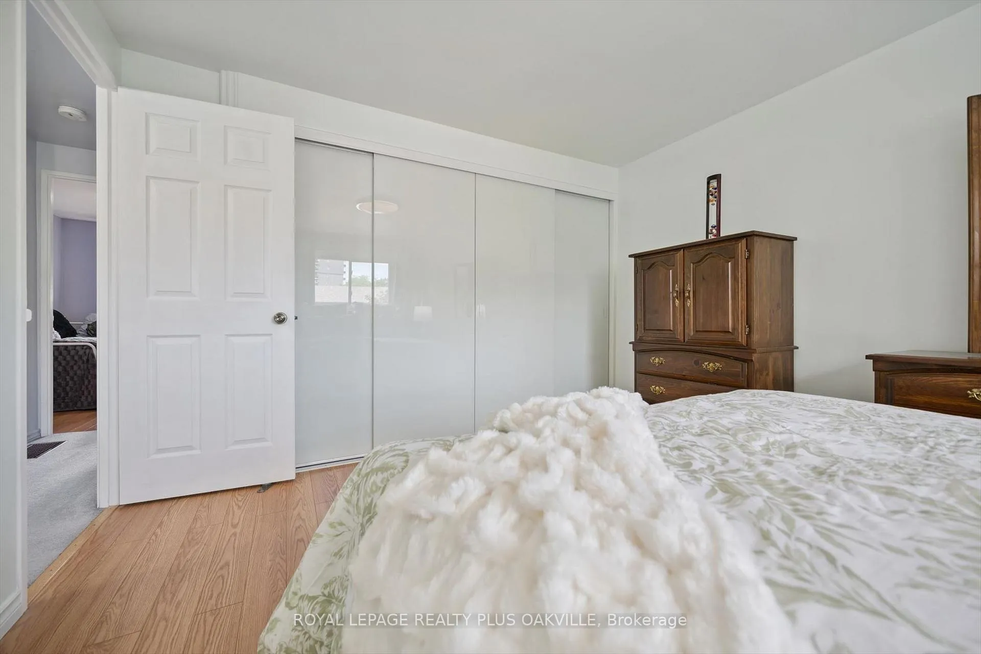 Photo 15 of Unit 37, 1221 Dundix Road, Mississauga, Applewood — HOMEH
