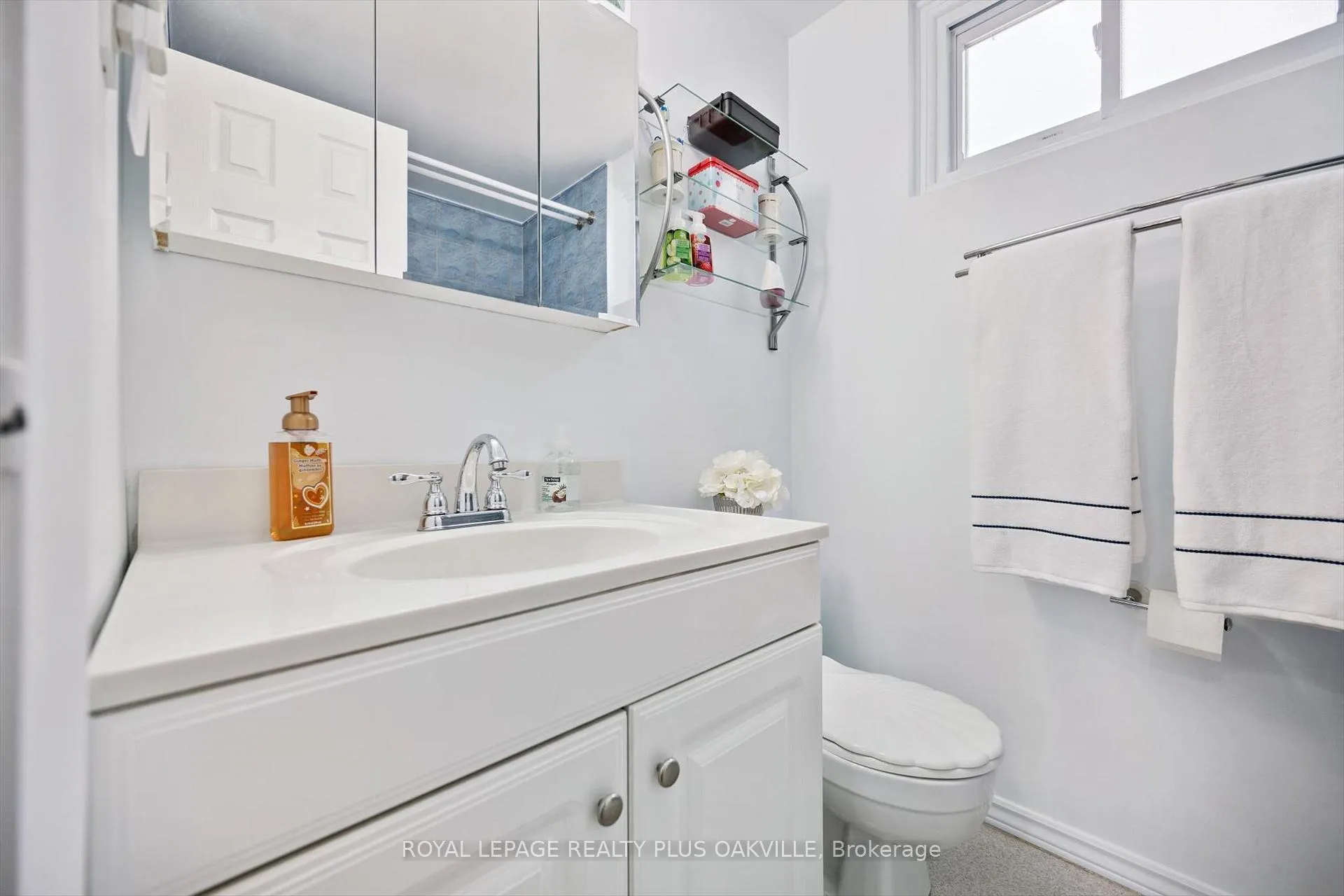 Photo 21 of Unit 37, 1221 Dundix Road, Mississauga, Applewood — HOMEH