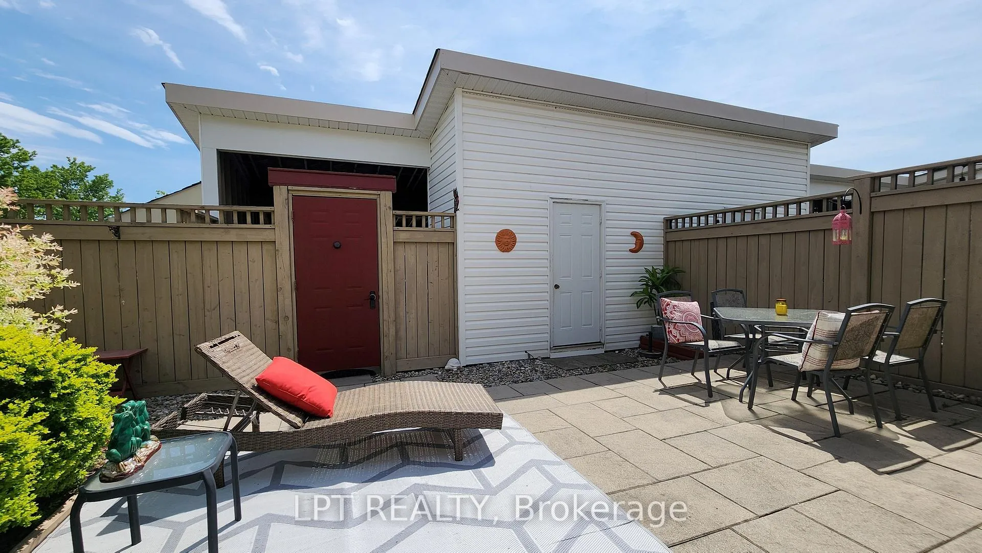Photo 21 of 17 Silver Maple Crescent, Barrie, Holly — HOMEH