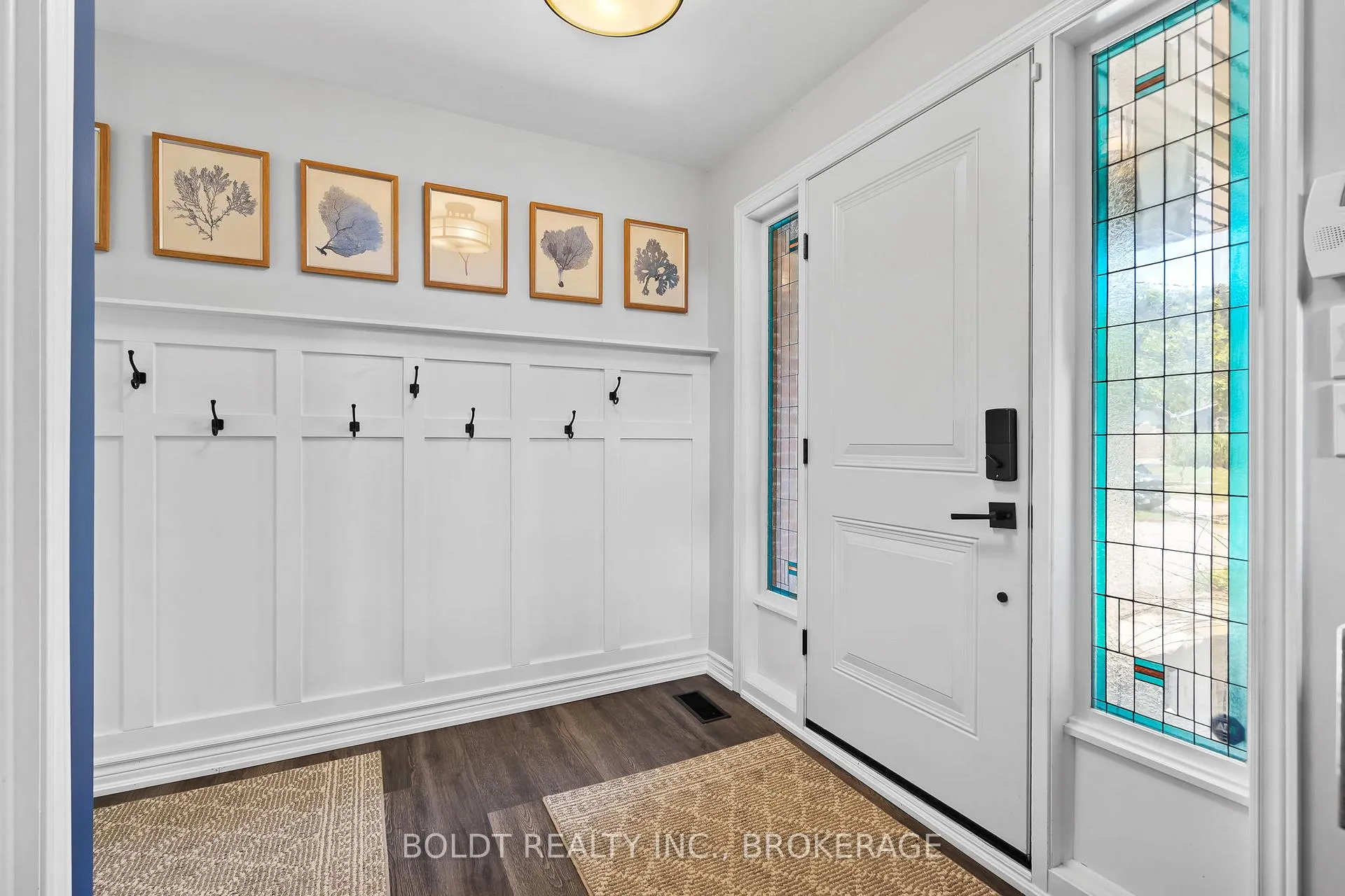 Photo 6 of 21 Shoreline Drive, St. Catharines, Lakeshore — HOMEH