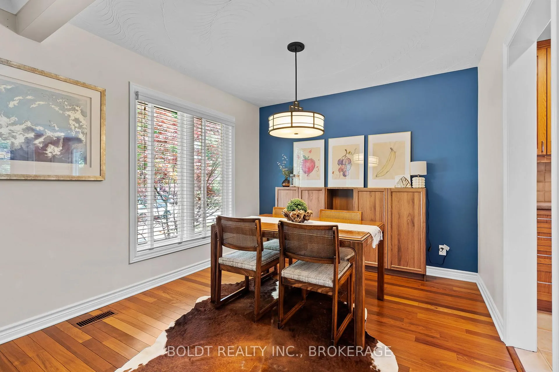 Photo 12 of 21 Shoreline Drive, St. Catharines, Lakeshore — HOMEH