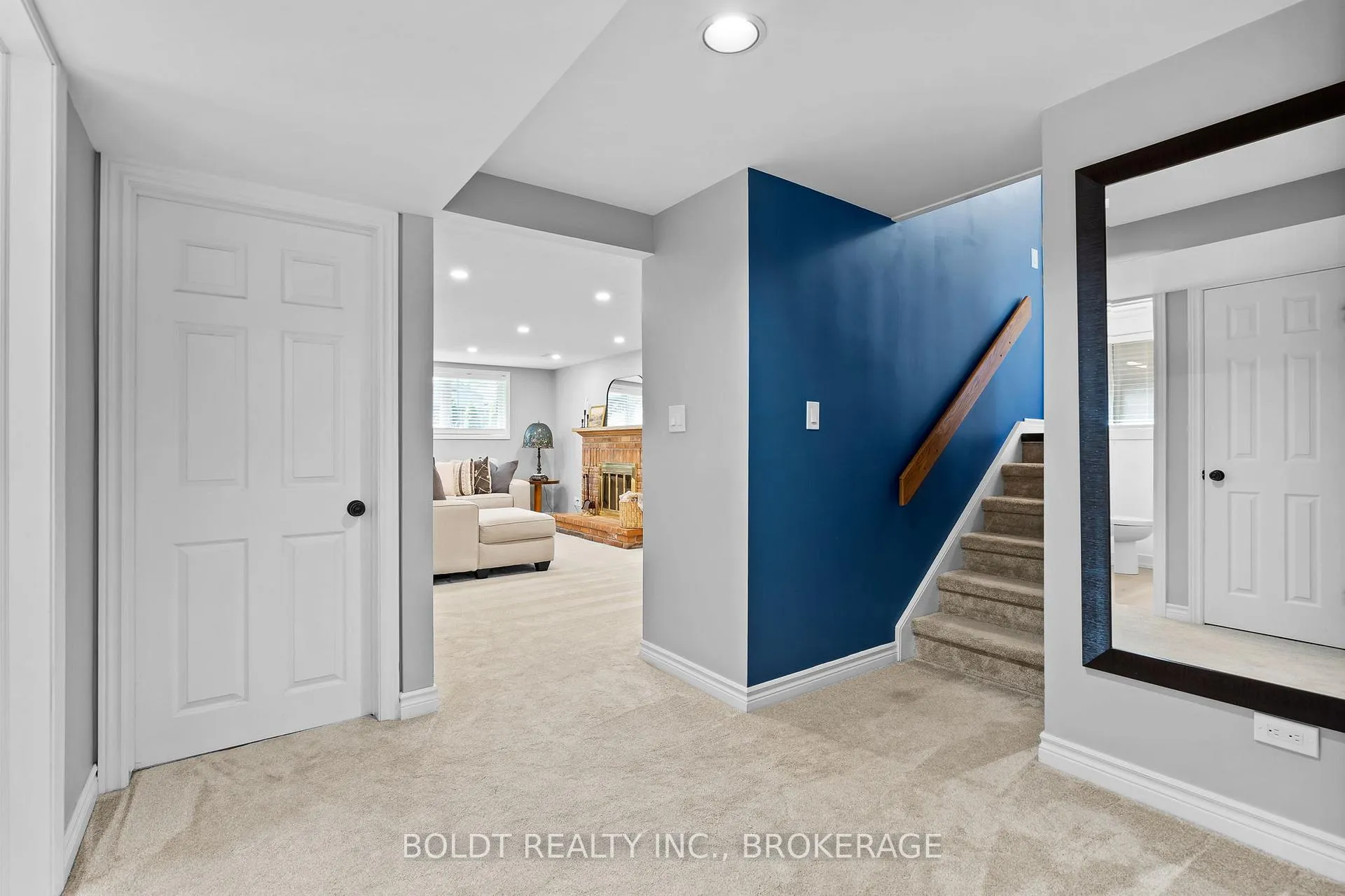 Photo 21 of 21 Shoreline Drive, St. Catharines, Lakeshore — HOMEH