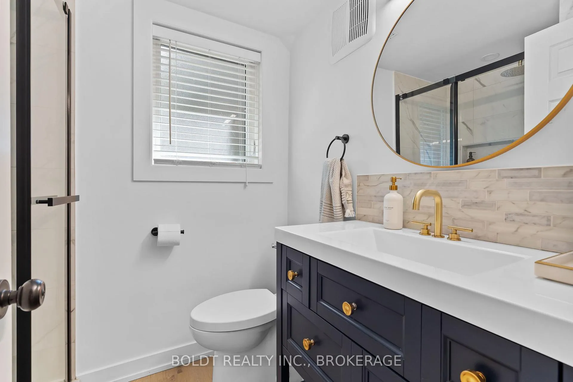 Photo 25 of 21 Shoreline Drive, St. Catharines, Lakeshore — HOMEH
