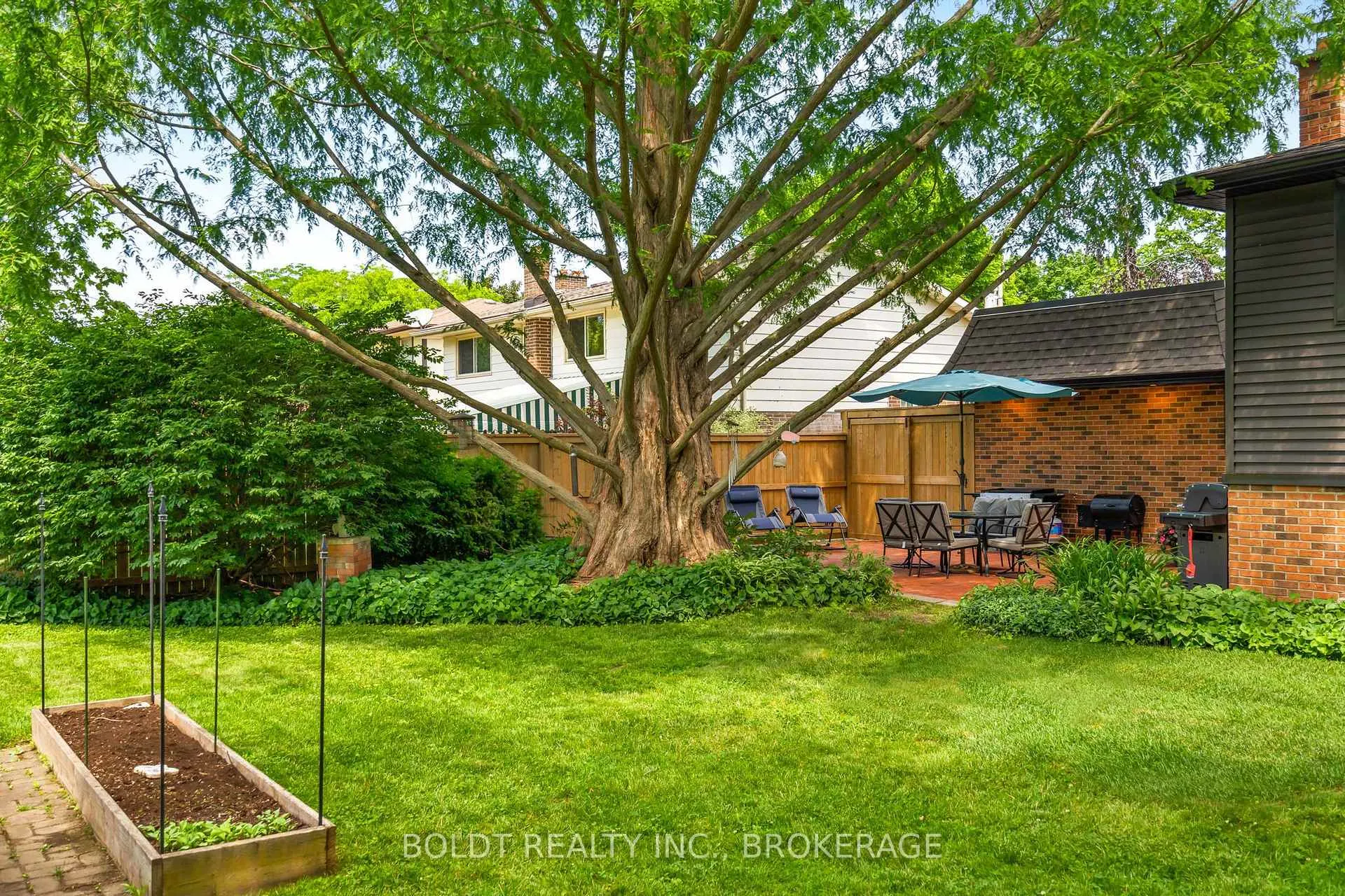 Photo 35 of 21 Shoreline Drive, St. Catharines, Lakeshore — HOMEH