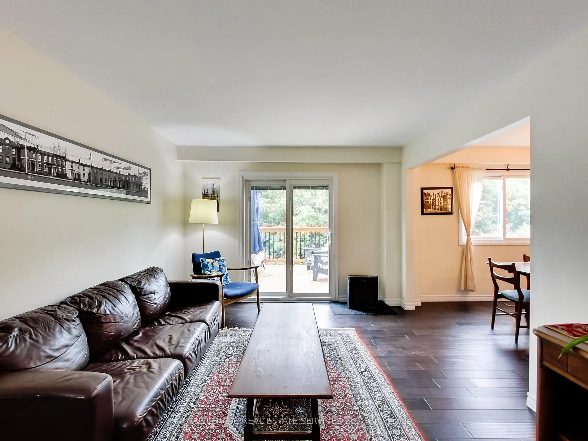 Photo 7 of 27 Bremen Lane, Mississauga, Streetsville — HOMEH