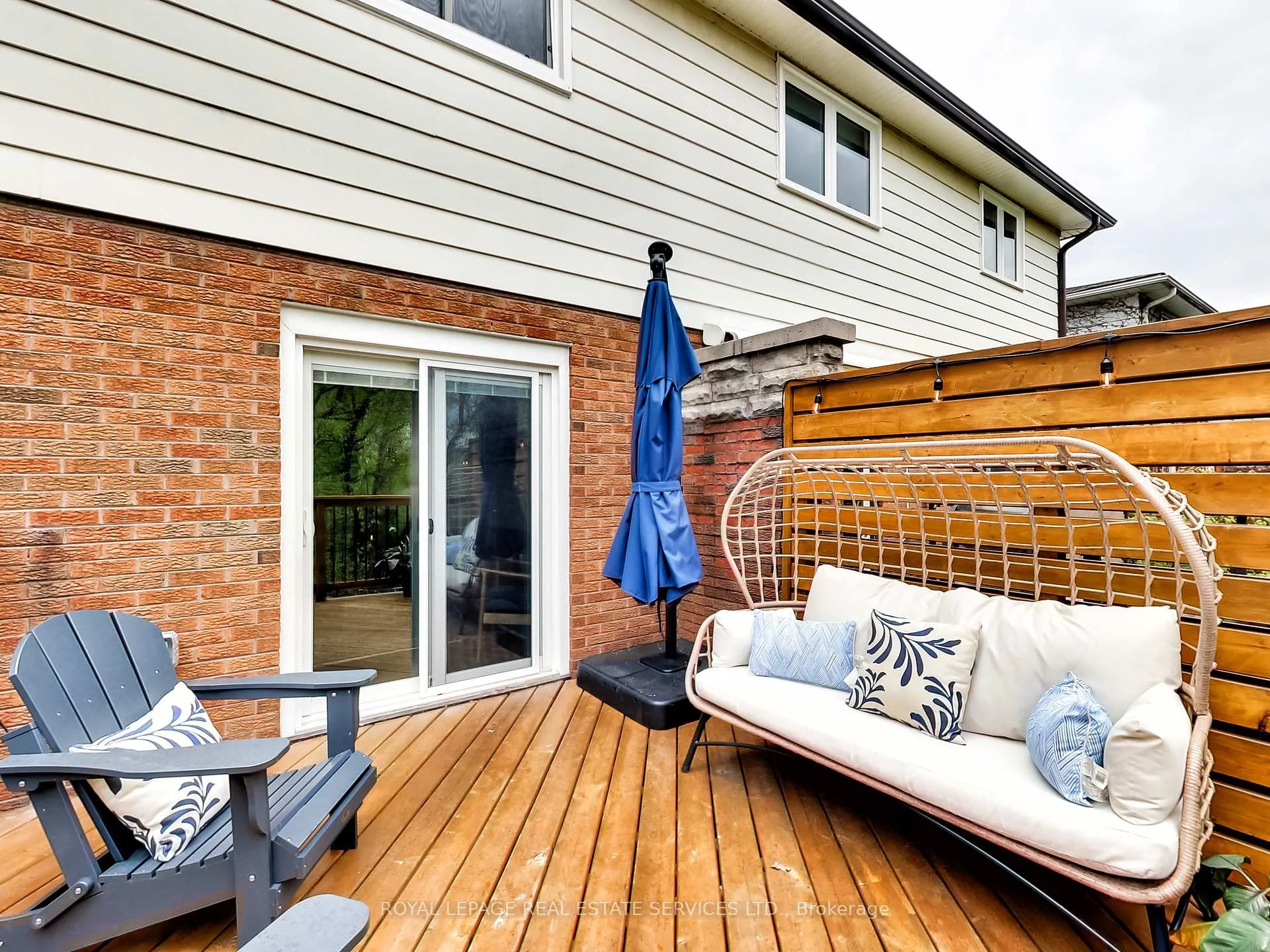 Photo 11 of 27 Bremen Lane, Mississauga, Streetsville — HOMEH
