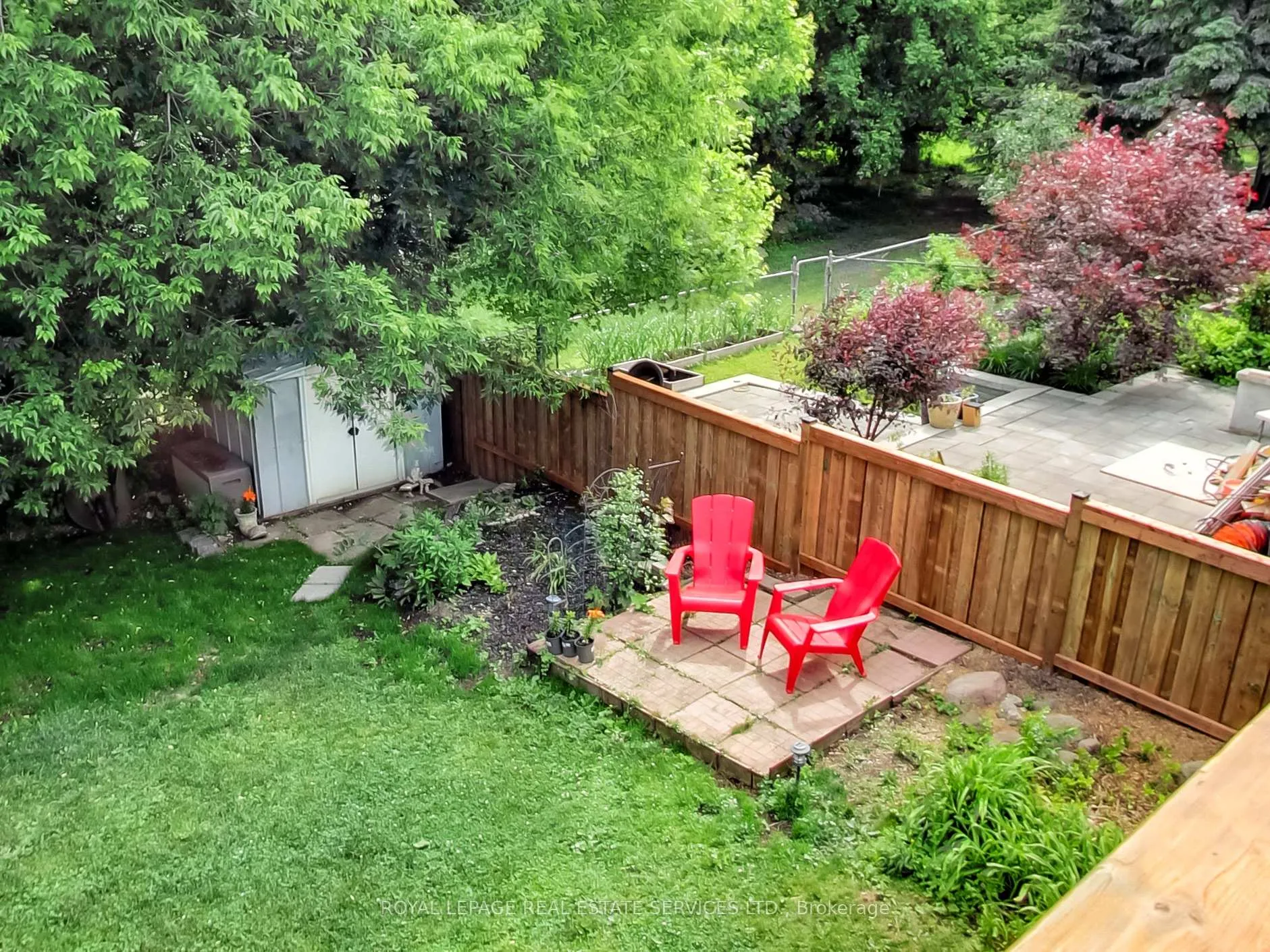 Photo 13 of 27 Bremen Lane, Mississauga, Streetsville — HOMEH
