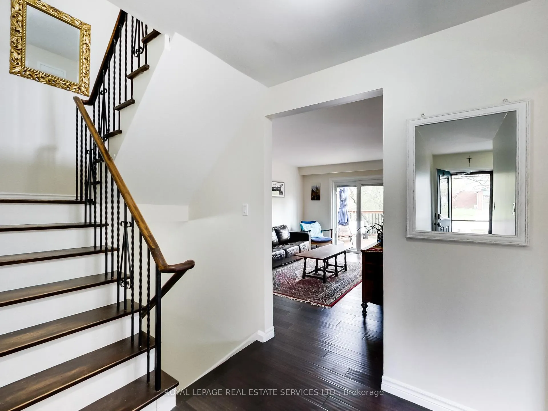 Photo 15 of 27 Bremen Lane, Mississauga, Streetsville — HOMEH