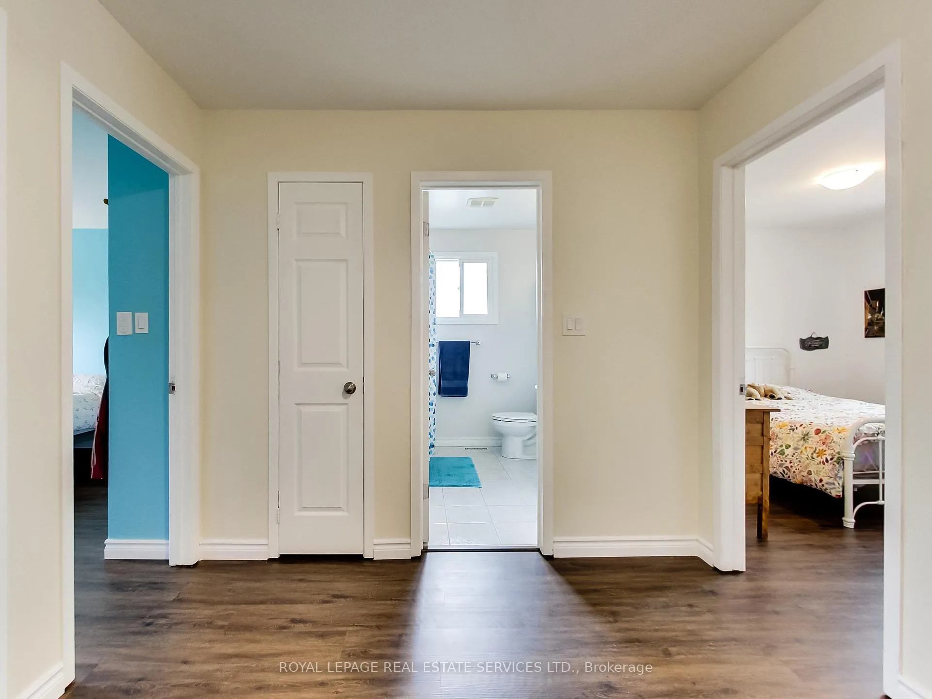 Photo 25 of 27 Bremen Lane, Mississauga, Streetsville — HOMEH