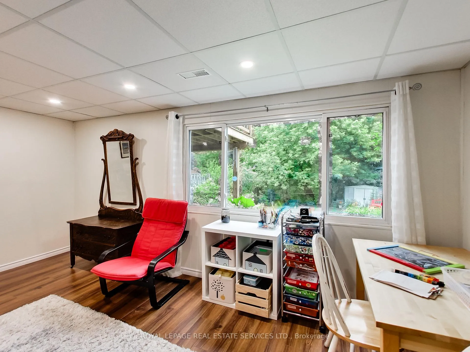 Photo 30 of 27 Bremen Lane, Mississauga, Streetsville — HOMEH