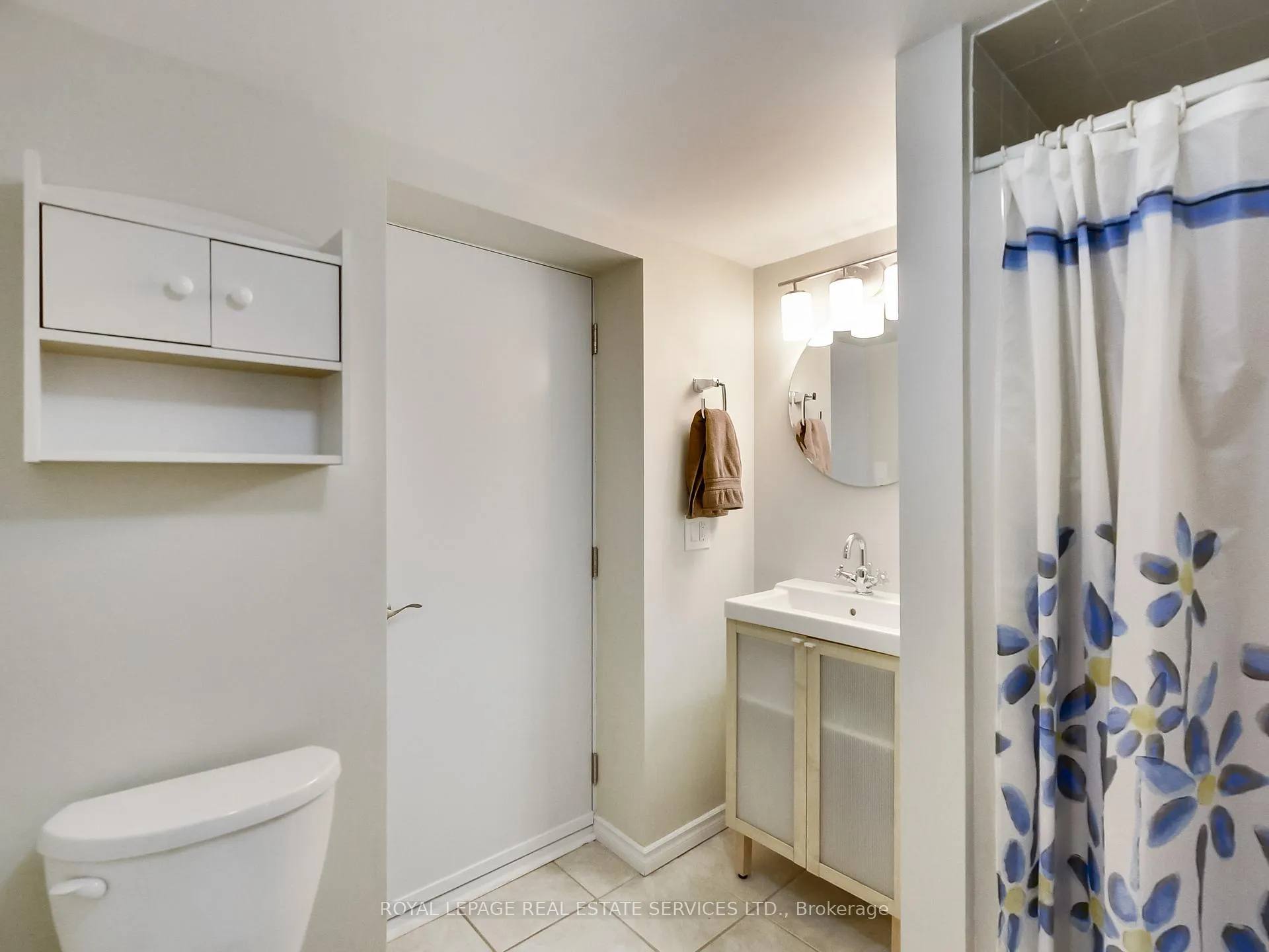 Photo 34 of 27 Bremen Lane, Mississauga, Streetsville — HOMEH