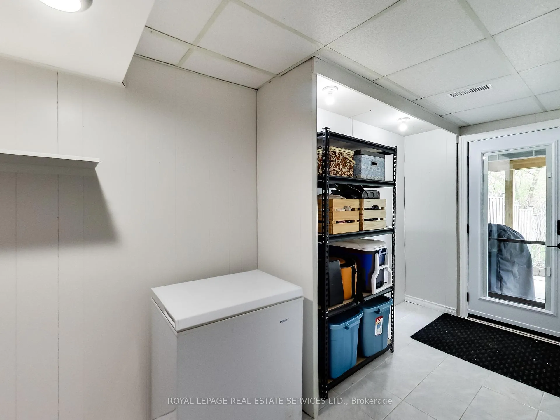 Photo 35 of 27 Bremen Lane, Mississauga, Streetsville — HOMEH