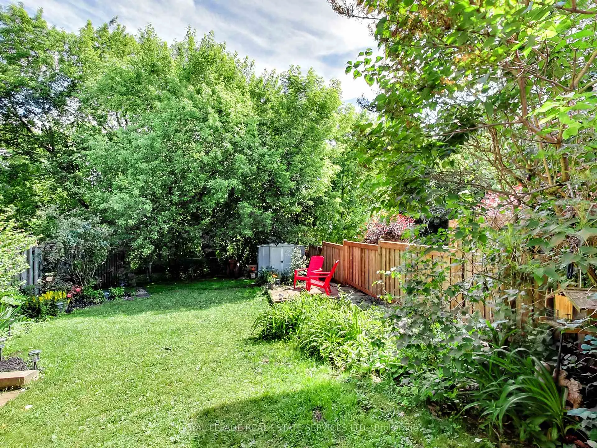 Photo 40 of 27 Bremen Lane, Mississauga, Streetsville — HOMEH