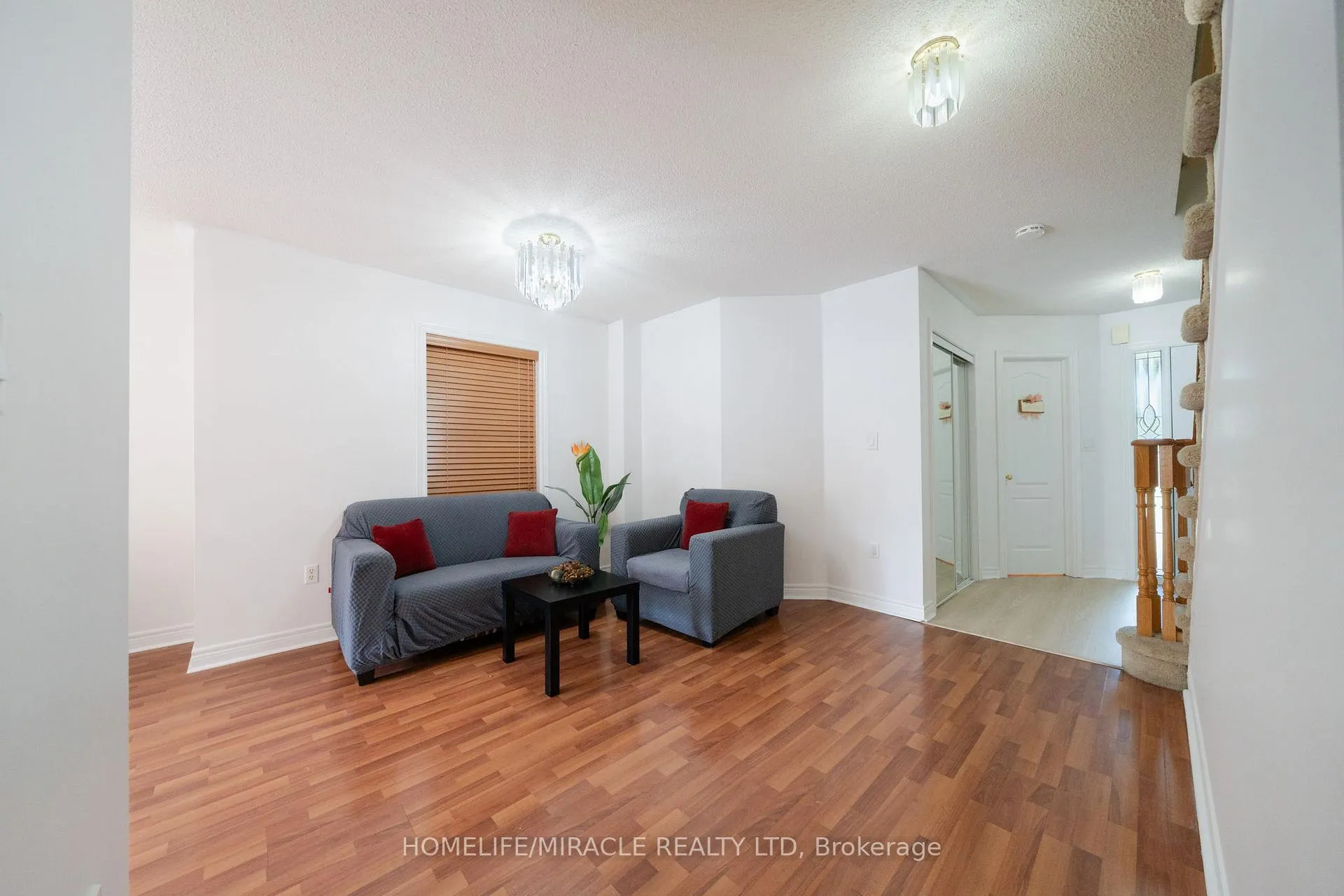 Photo 13 of 93 Brickyard Way, Brampton, Brampton North — HOMEH