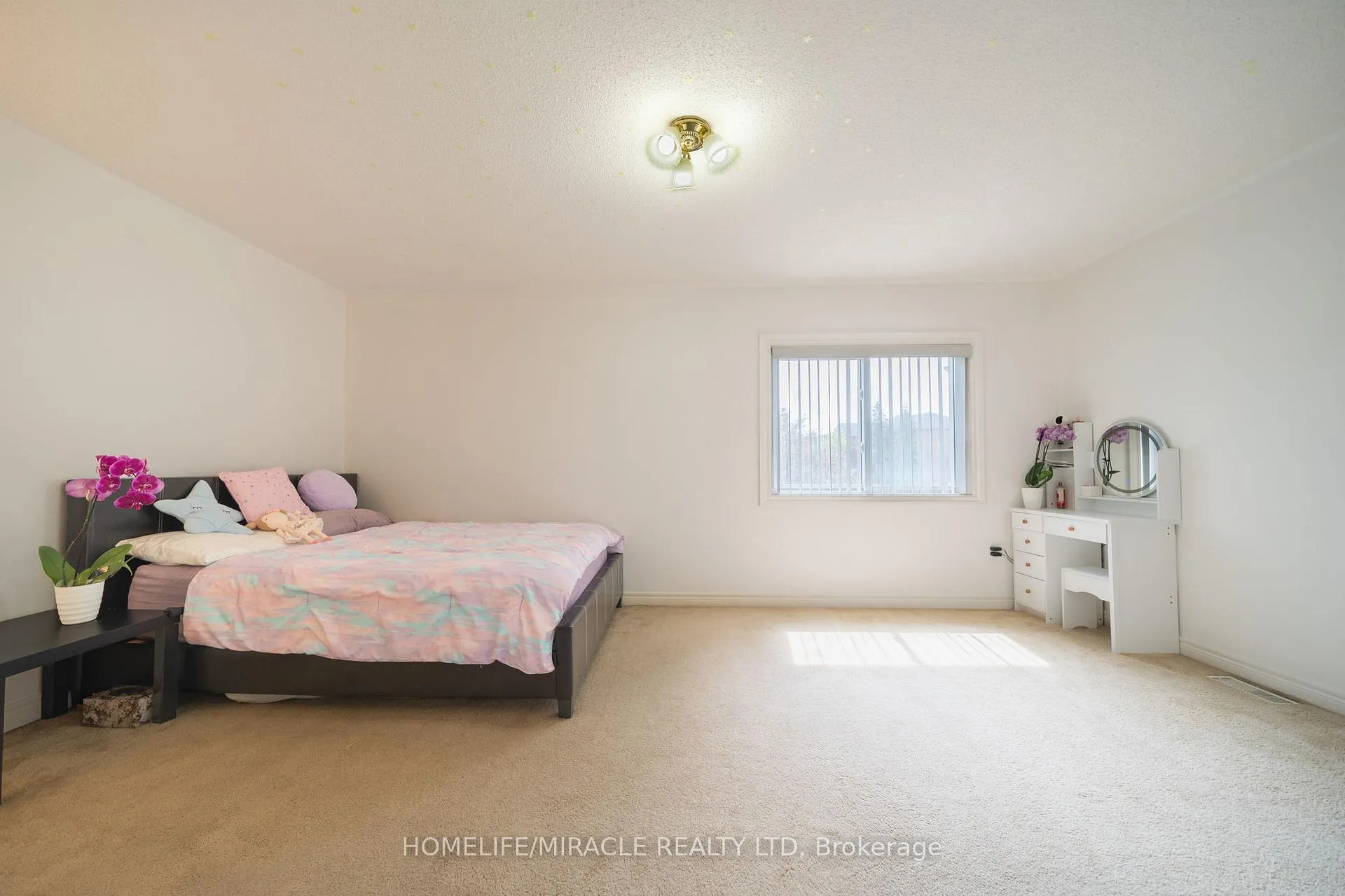 Photo 22 of 93 Brickyard Way, Brampton, Brampton North — HOMEH
