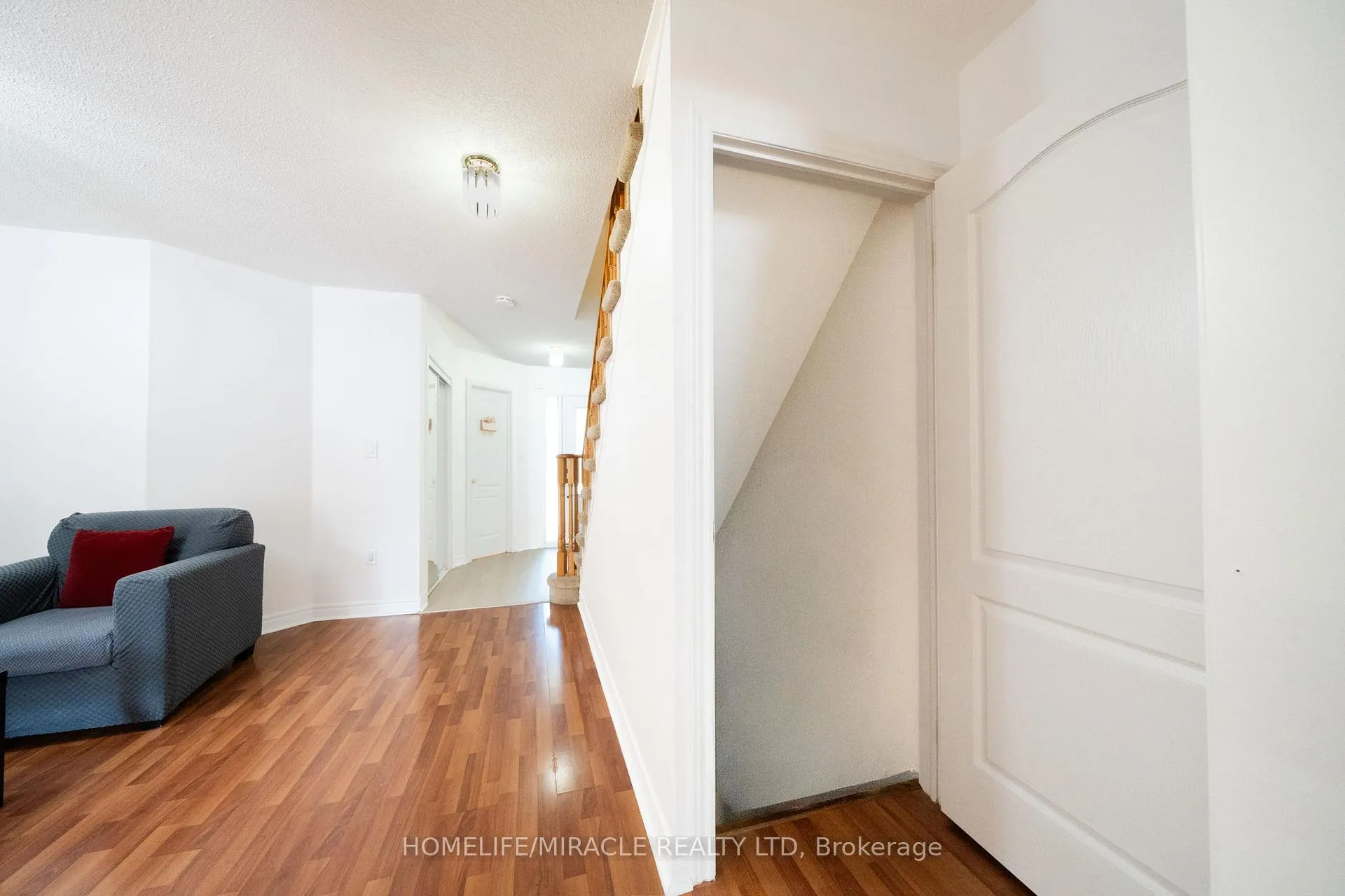 Photo 33 of 93 Brickyard Way, Brampton, Brampton North — HOMEH