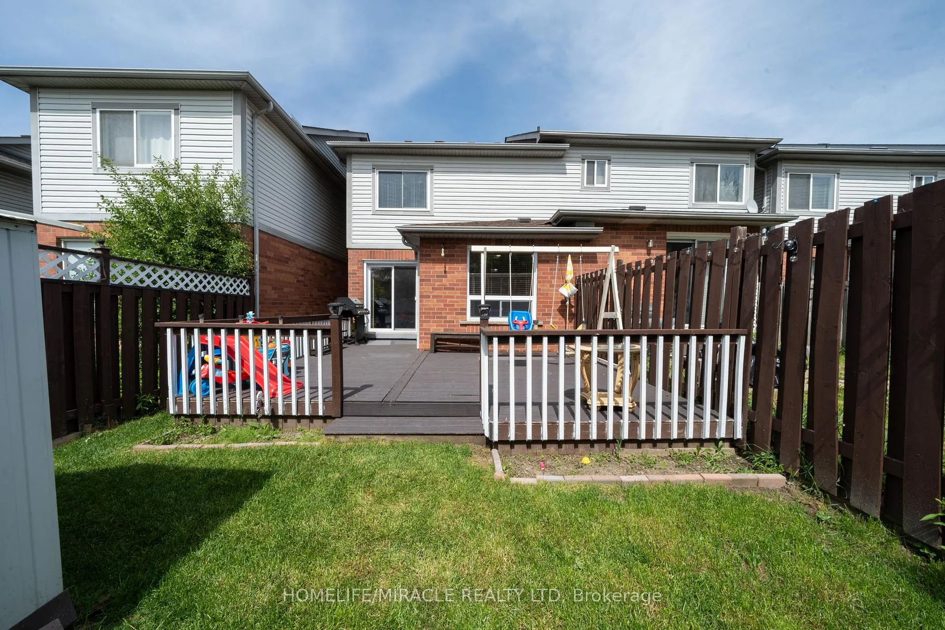 Photo 45 of 93 Brickyard Way, Brampton, Brampton North — HOMEH