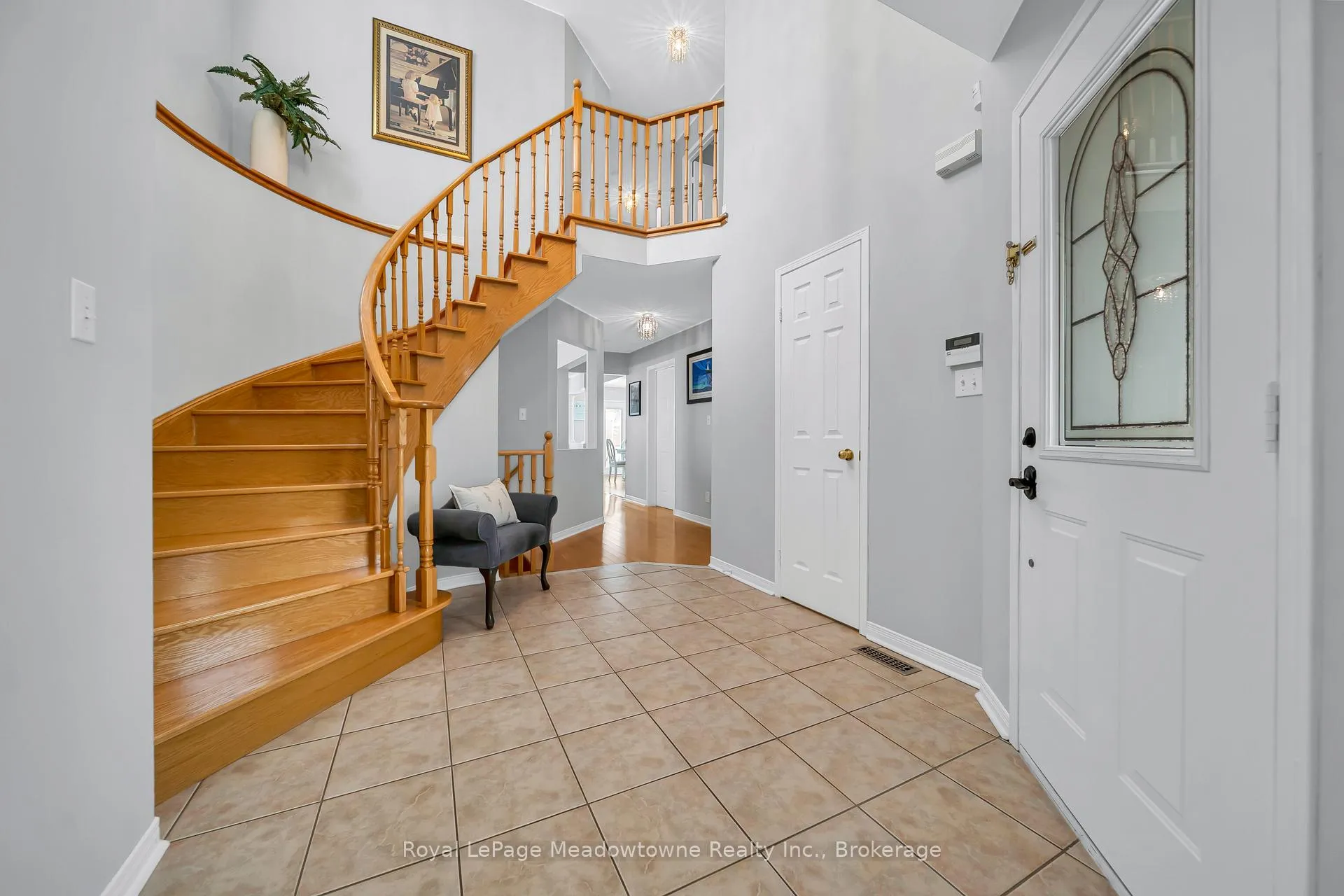 Photo 4 of 1201 Fox Crescent, Milton, Dempsey — HOMEH