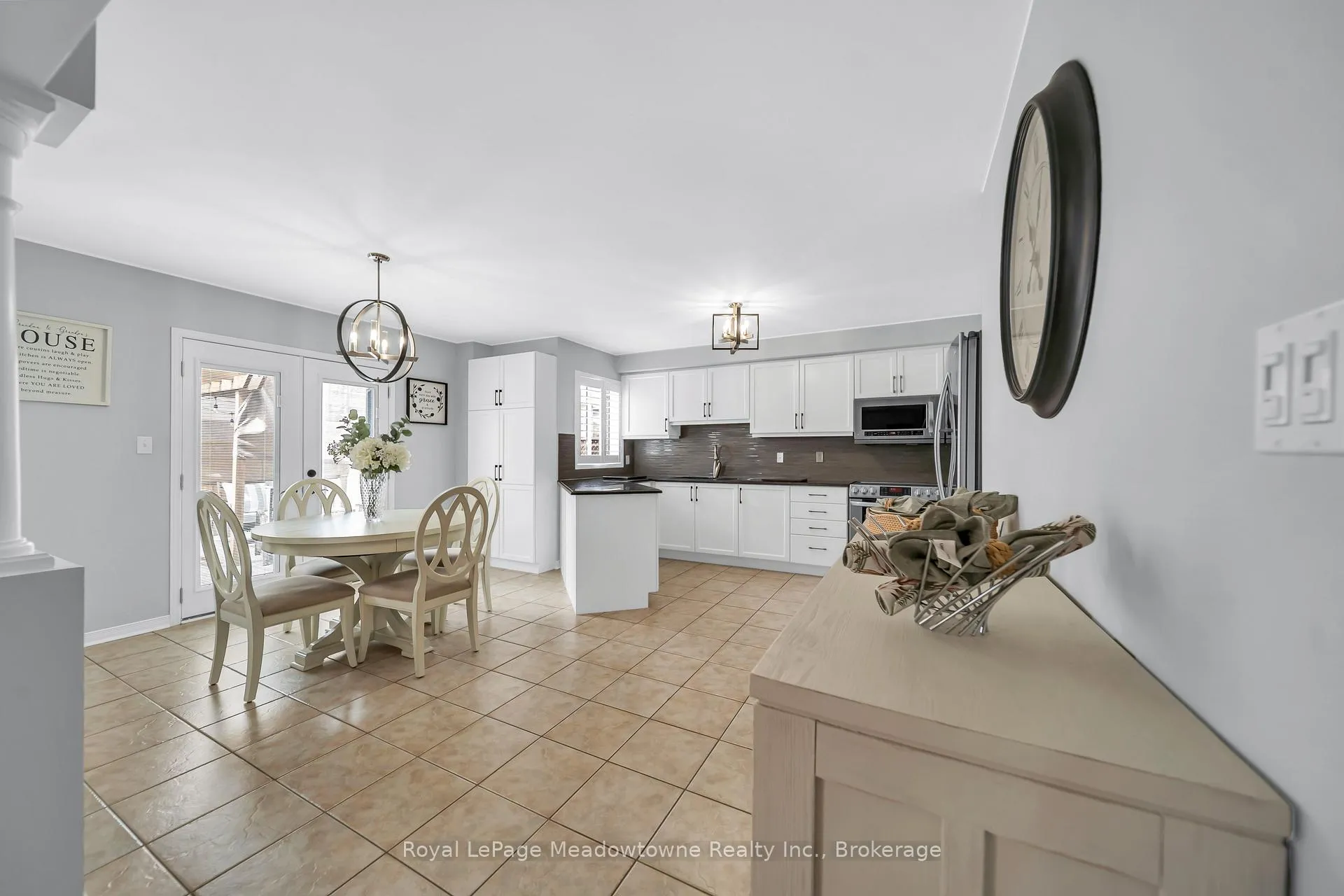 Photo 12 of 1201 Fox Crescent, Milton, Dempsey — HOMEH