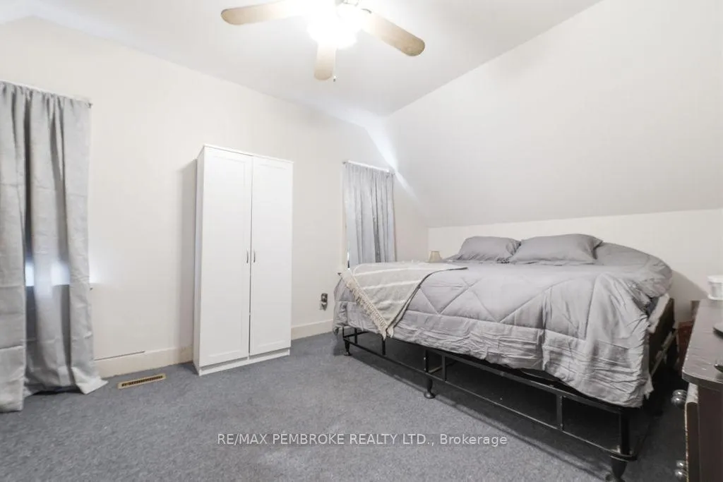 Photo 21 of 558 Mackay Street, Pembroke, Pembroke — HOMEH
