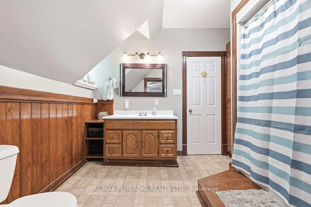 Photo 26 of 558 Mackay Street, Pembroke, Pembroke — HOMEH