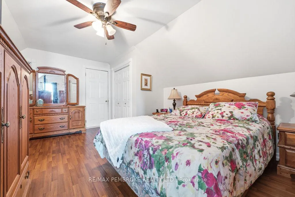 Photo 29 of 558 Mackay Street, Pembroke, Pembroke — HOMEH