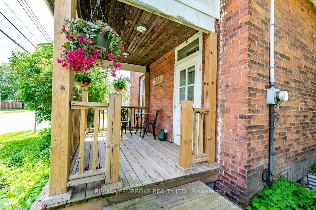 Photo 32 of 558 Mackay Street, Pembroke, Pembroke — HOMEH