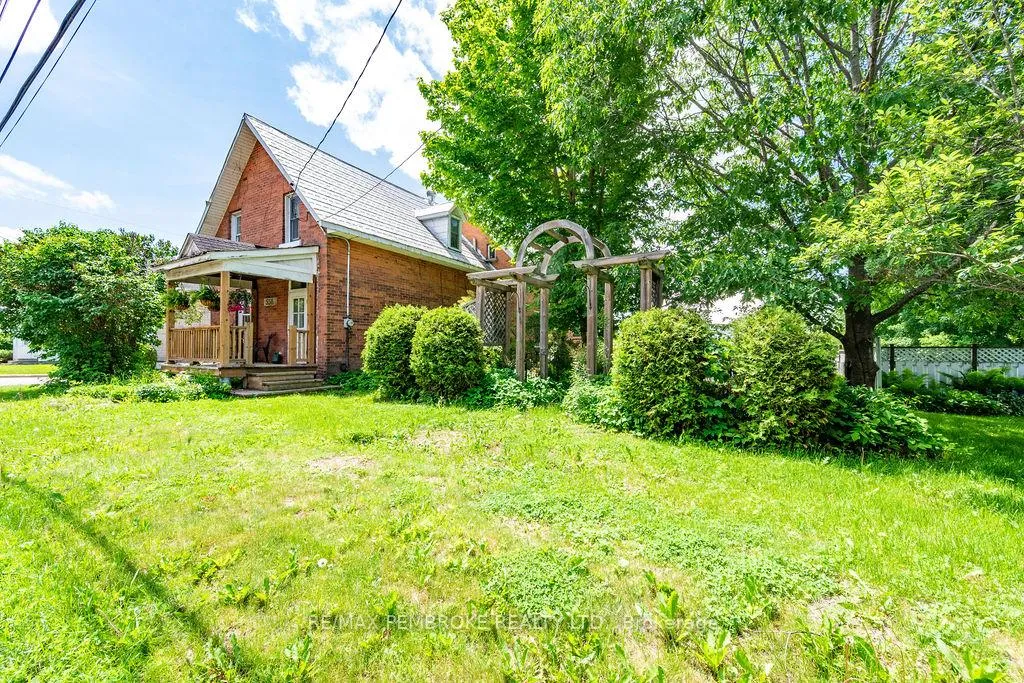 Photo 35 of 558 Mackay Street, Pembroke, Pembroke — HOMEH