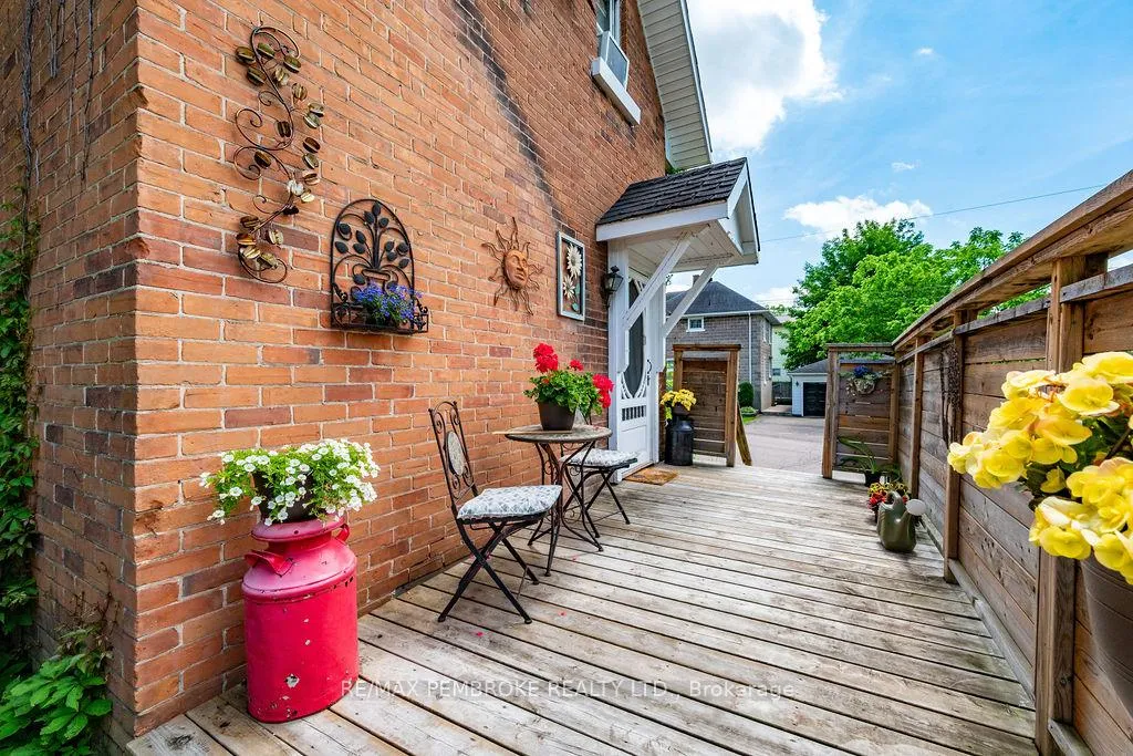 Photo 38 of 558 Mackay Street, Pembroke, Pembroke — HOMEH