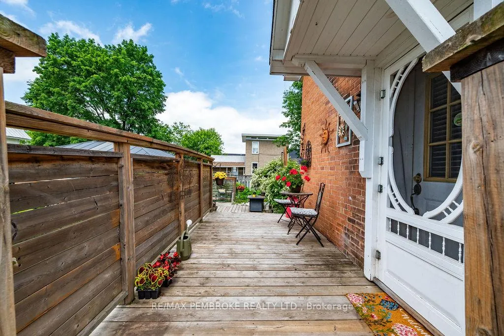 Photo 40 of 558 Mackay Street, Pembroke, Pembroke — HOMEH