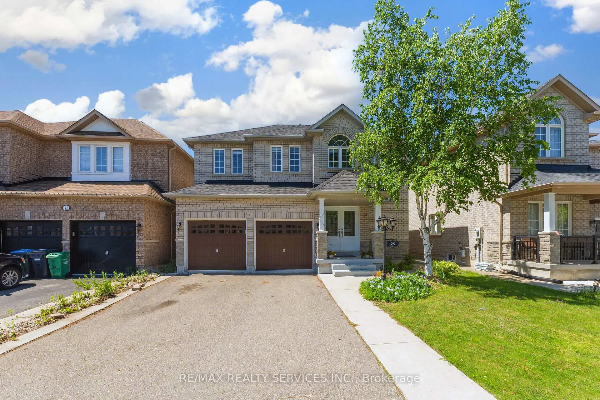Photo 1 of 29 Sir Jacobs Crescent, Brampton, Fletcher's Meadow — HOMEH