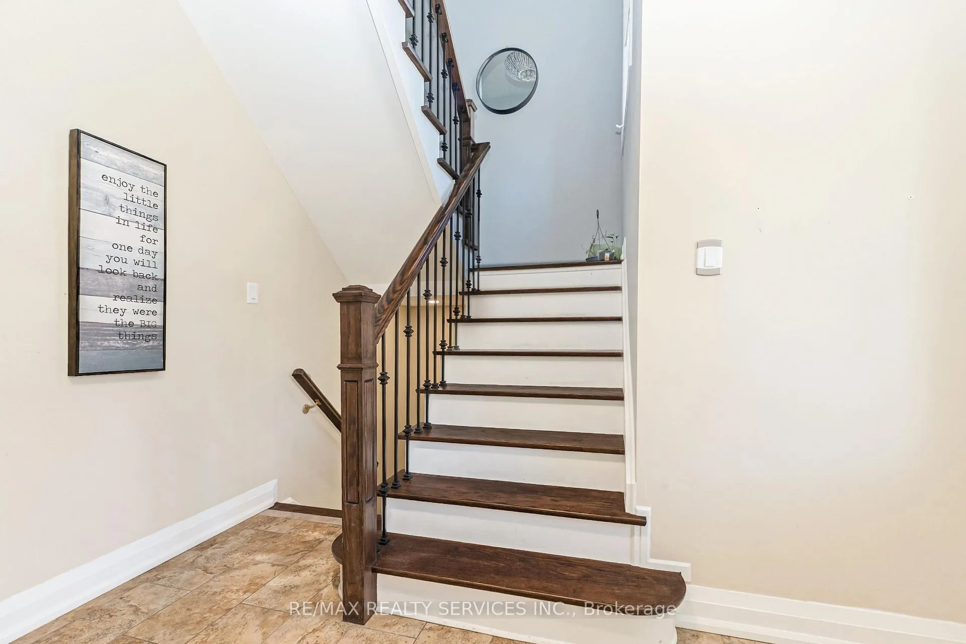 Photo 22 of 29 Sir Jacobs Crescent, Brampton, Fletcher's Meadow — HOMEH