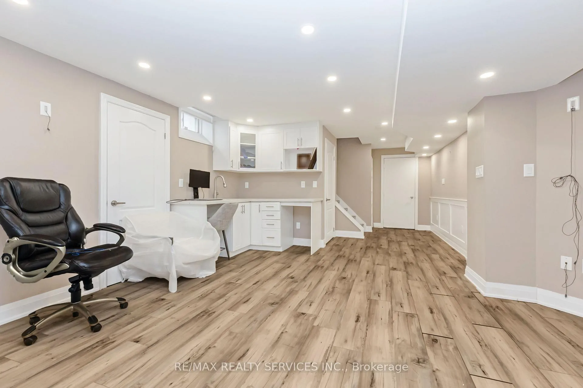 Photo 38 of 29 Sir Jacobs Crescent, Brampton, Fletcher's Meadow — HOMEH