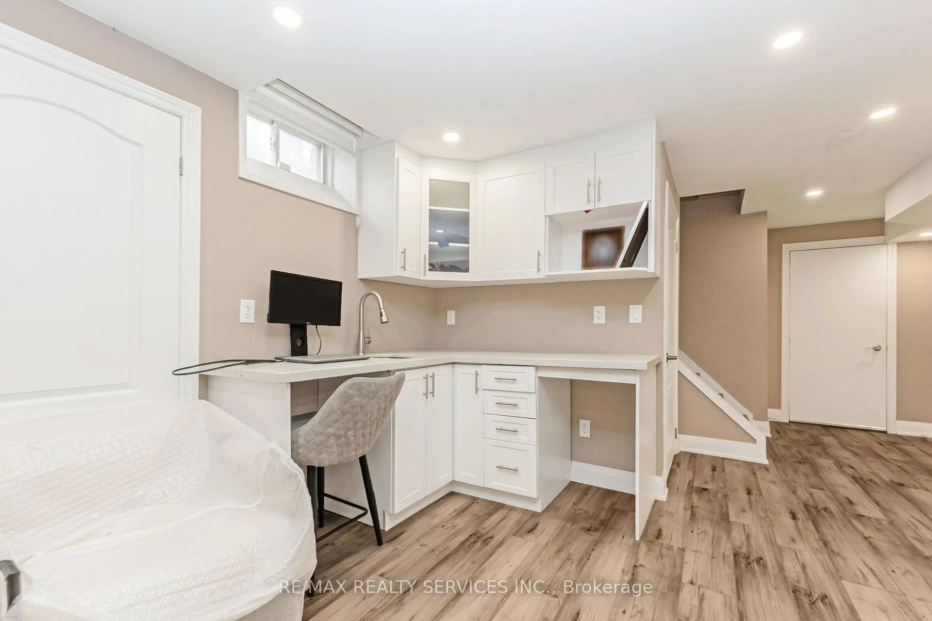 Photo 39 of 29 Sir Jacobs Crescent, Brampton, Fletcher's Meadow — HOMEH
