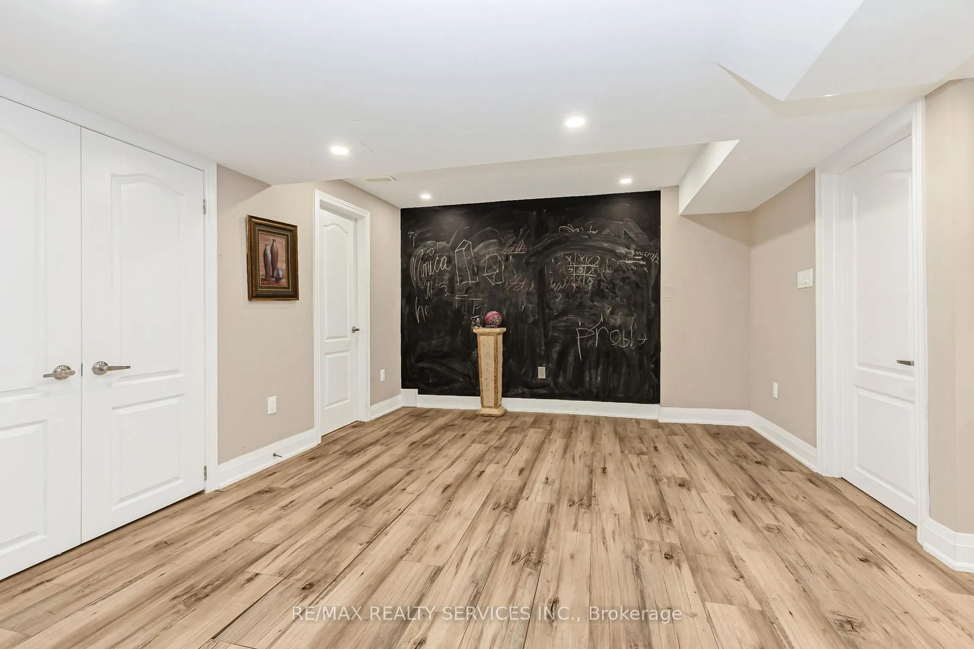 Photo 43 of 29 Sir Jacobs Crescent, Brampton, Fletcher's Meadow — HOMEH