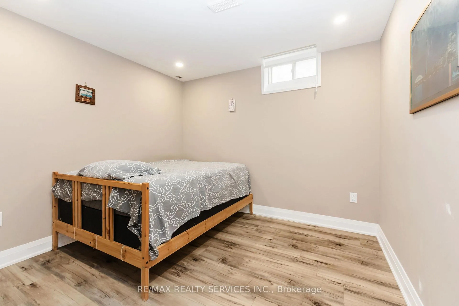 Photo 45 of 29 Sir Jacobs Crescent, Brampton, Fletcher's Meadow — HOMEH