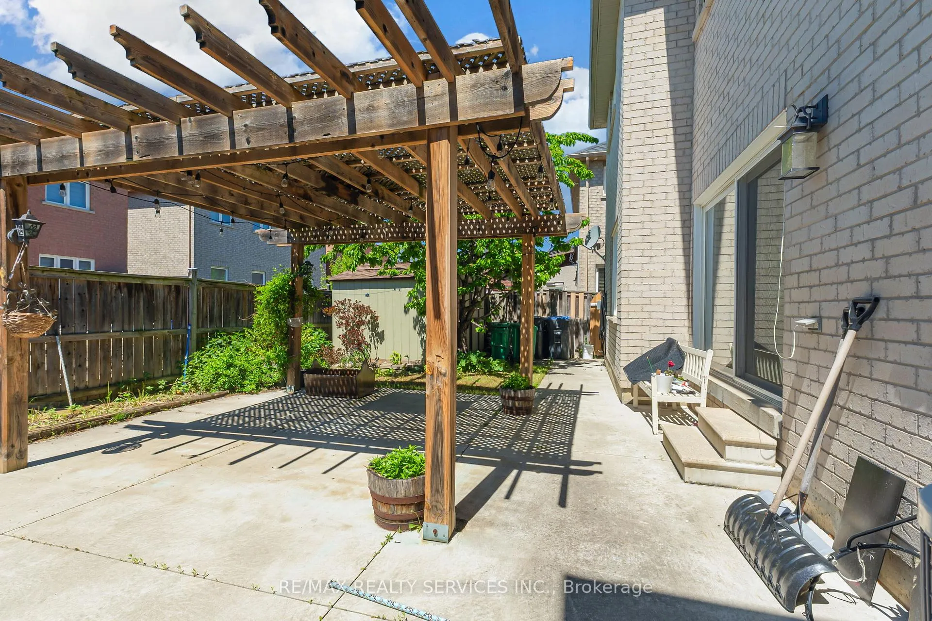 Photo 48 of 29 Sir Jacobs Crescent, Brampton, Fletcher's Meadow — HOMEH