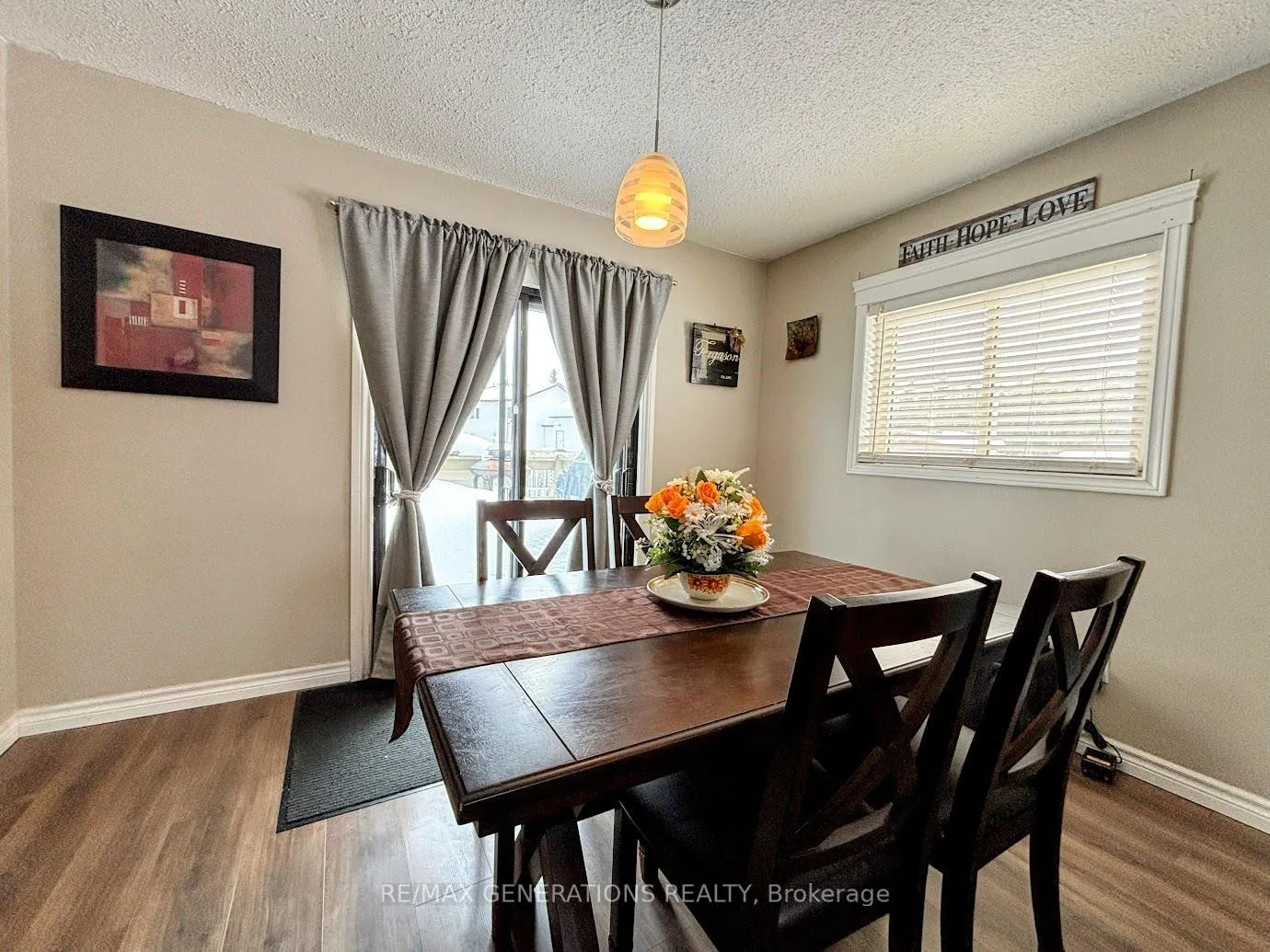 Photo 5 of 43 Poplar Crescent, Marathon — HOMEH