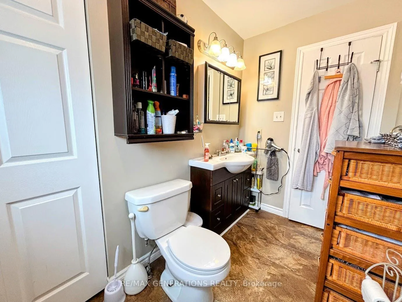 Photo 19 of 43 Poplar Crescent, Marathon — HOMEH