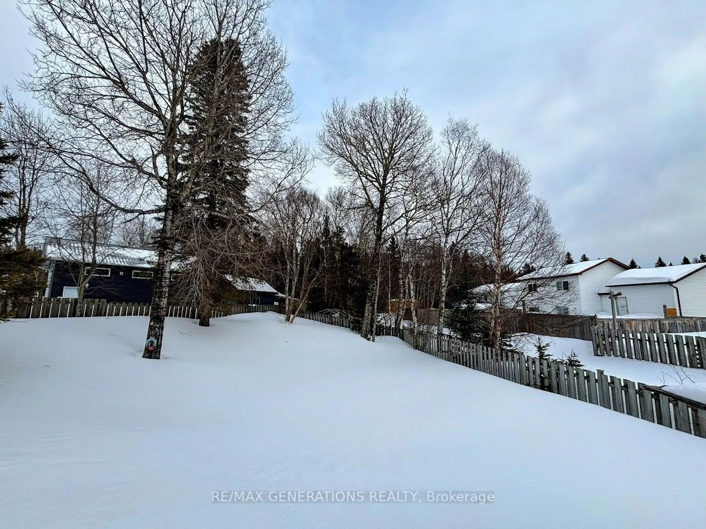Photo 29 of 43 Poplar Crescent, Marathon — HOMEH