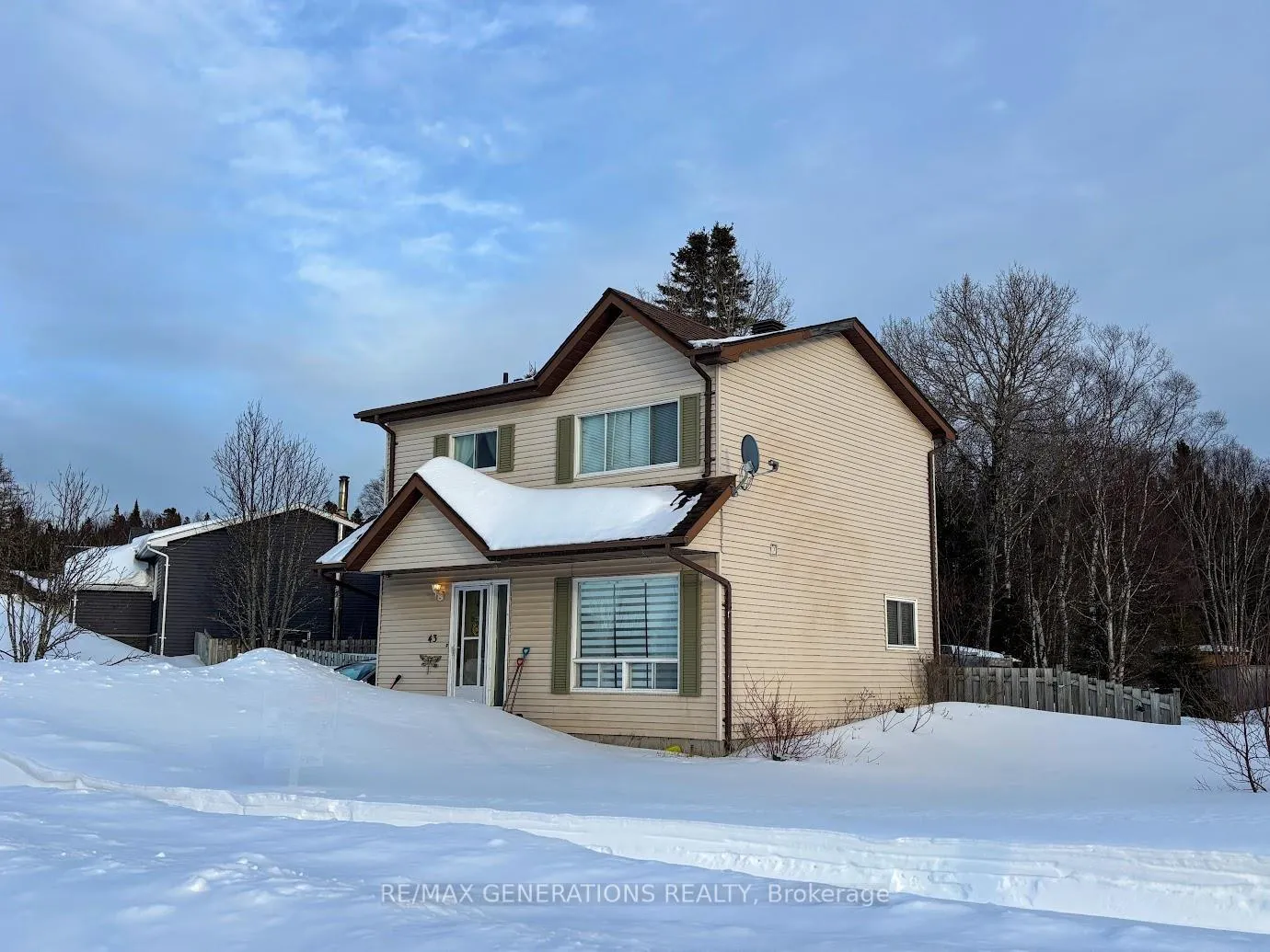 Photo 33 of 43 Poplar Crescent, Marathon — HOMEH